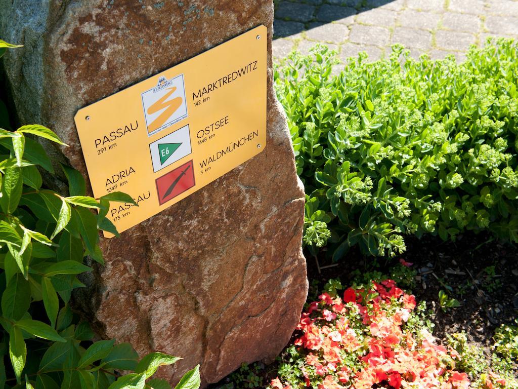 Landhotel Gruber Waldmünchen Extérieur photo